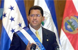 El Salvador phát lệnh truy nã cựu Tổng thống Francisco Flores